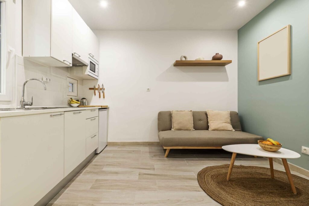 Cómo decorar un salón pequeño sin recargarlo
